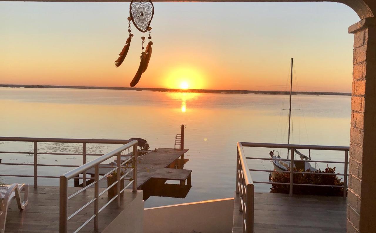 Casa Sol Y Luna Bacalar Bed & Breakfast ภายนอก รูปภาพ