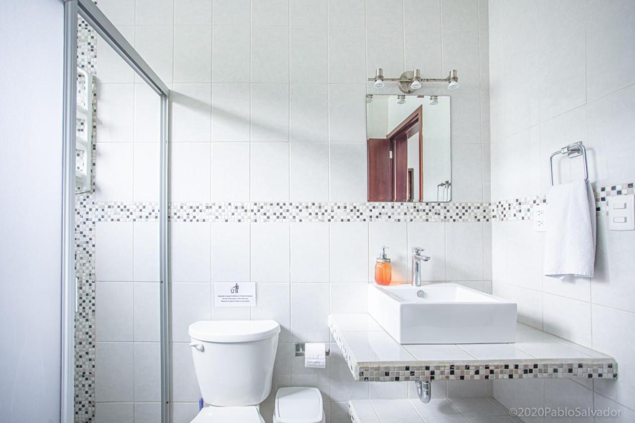 Casa Sol Y Luna Bacalar Bed & Breakfast ภายนอก รูปภาพ